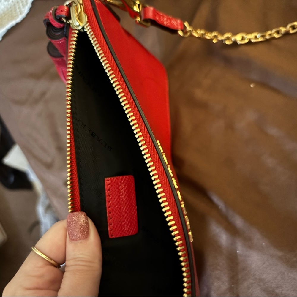 Burberry Red Cross body 💯 Authentic - Picture 5 of 7